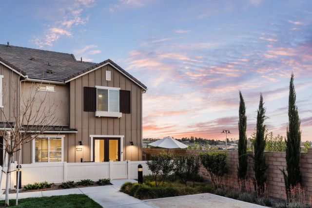 39345 Corvina Ln, Temecula, CA 92591