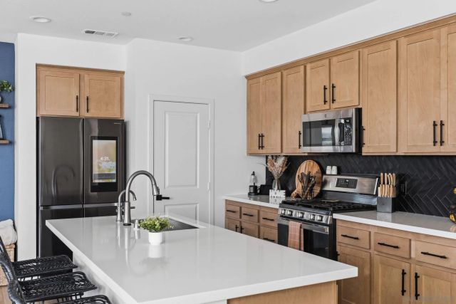 39345 Corvina Ln, Temecula, CA 92591