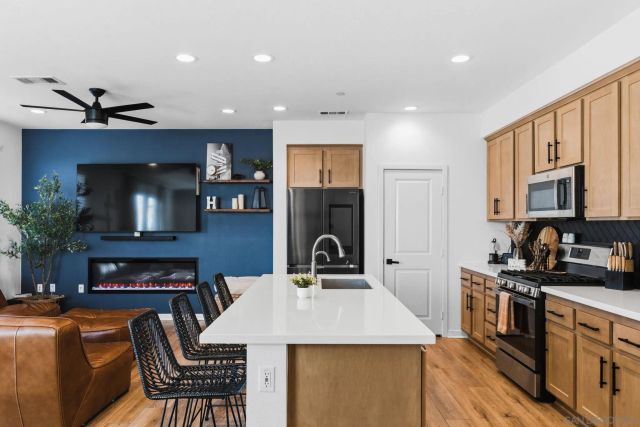 39345 Corvina Ln, Temecula, CA 92591