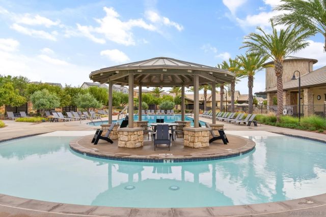 39345 Corvina Ln, Temecula, CA 92591