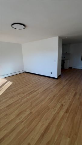 17 Meadow Road, Scituate, RI 02831