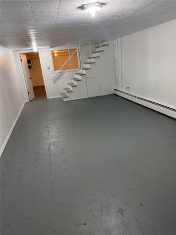 17 Meadow Road, Scituate, RI 02831