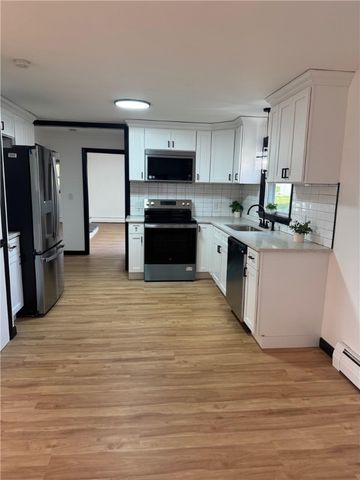 17 Meadow Road, Scituate, RI 02831