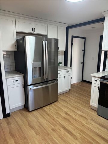 17 Meadow Road, Scituate, RI 02831