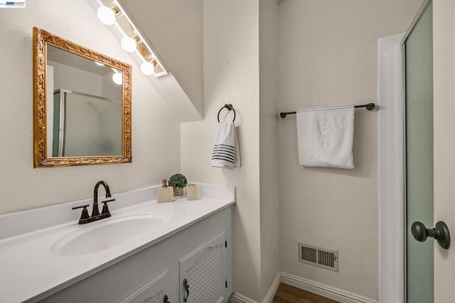 36126 Fanshawe Ct, Fremont, CA 94536