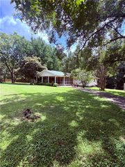 7447 Old Cornelia Highway, Alto, GA 30510