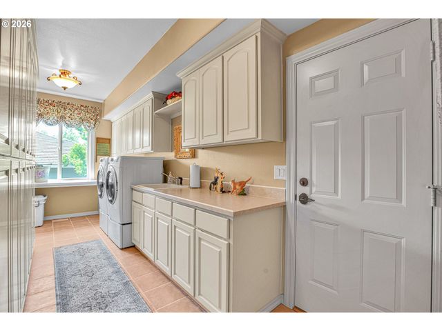 10190 Se TERRA LINDA Ct, Happy Valley, OR 97086