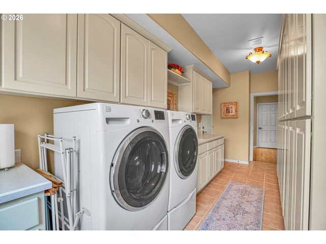 10190 Se TERRA LINDA Ct, Happy Valley, OR 97086