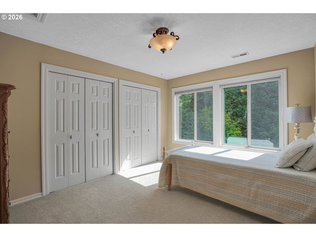 10190 Se TERRA LINDA Ct, Happy Valley, OR 97086