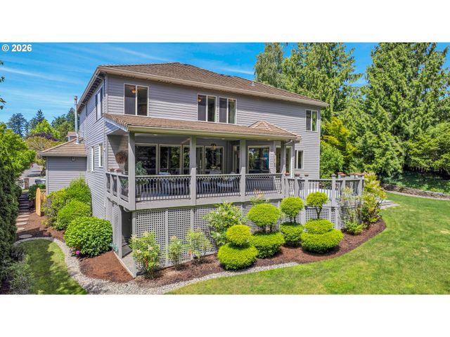 10190 Se TERRA LINDA Ct, Happy Valley, OR 97086