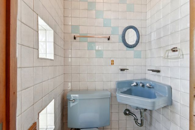 4415 W 115th Place, Alsip, IL 60803