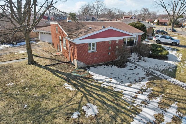 4415 W 115th Place, Alsip, IL 60803