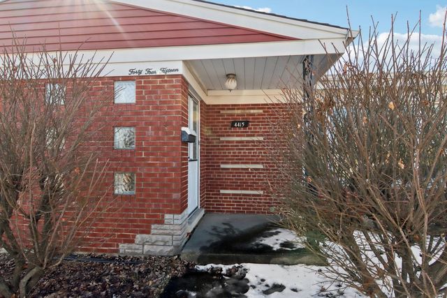 4415 W 115th Place, Alsip, IL 60803