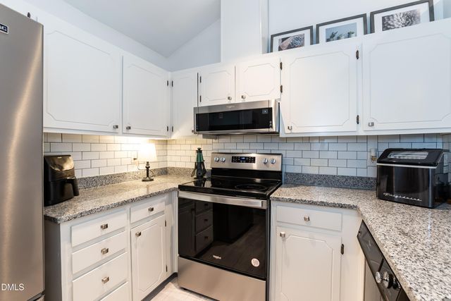 3263 Mill Run, Raleigh, NC 27612