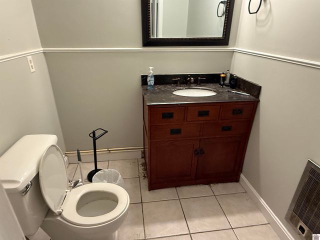 102 Lincoln Dr, Mayfield, KY 42066