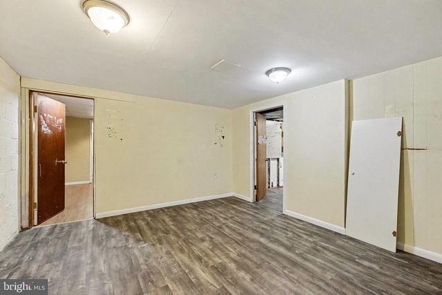 8224 LAUREL DR, Parkville, MD 21234