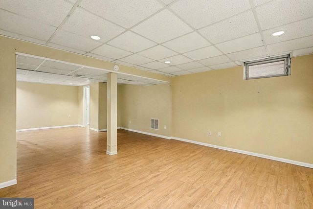 8224 LAUREL DR, Parkville, MD 21234