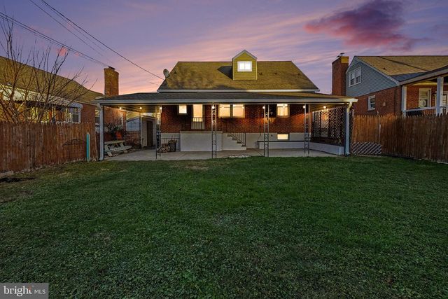 8224 LAUREL DR, Parkville, MD 21234