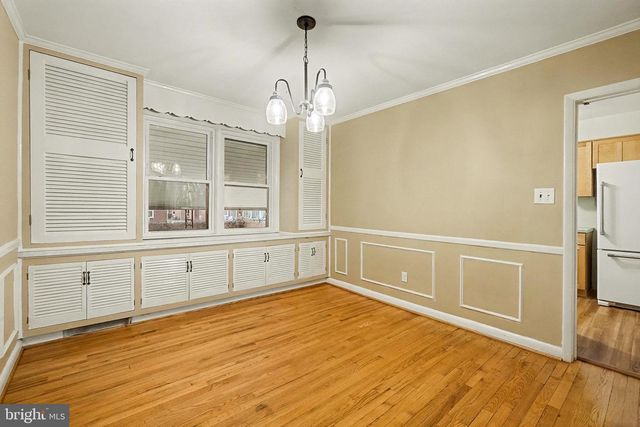 8224 LAUREL DR, Parkville, MD 21234