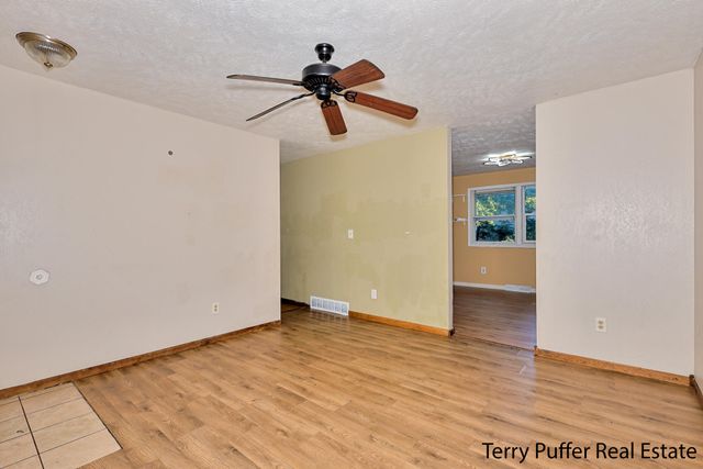 517 Allen Avenue, Muskegon, MI 49442