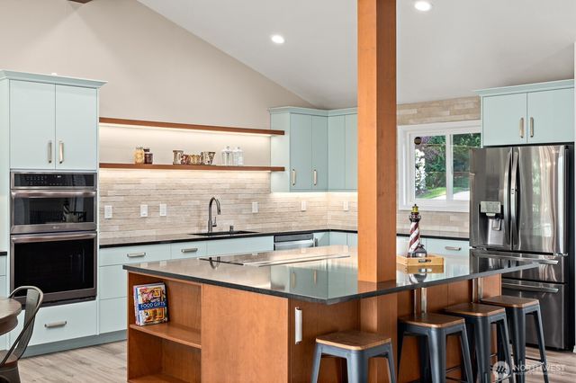 5300 235th Avenue SE, Issaquah, WA 98029