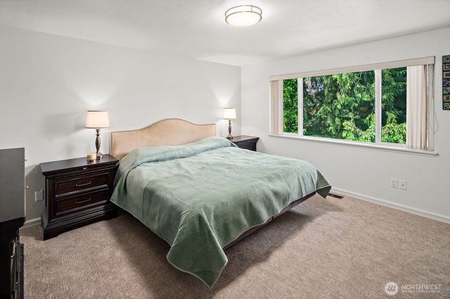 5300 235th Avenue SE, Issaquah, WA 98029