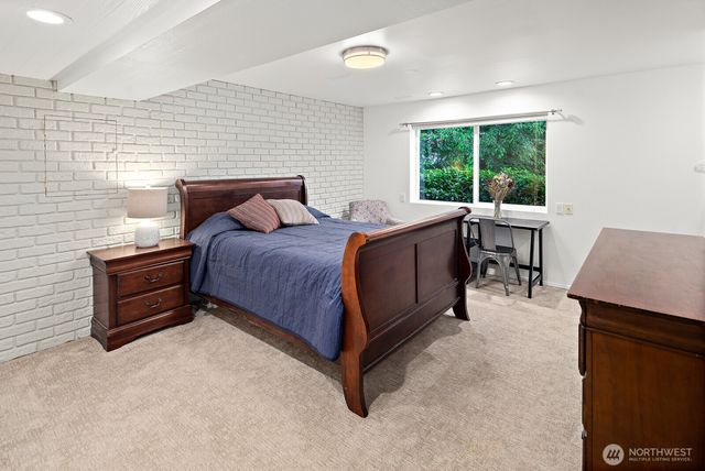 5300 235th Avenue SE, Issaquah, WA 98029