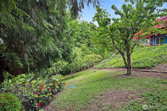5300 235th Avenue SE, Issaquah, WA 98029