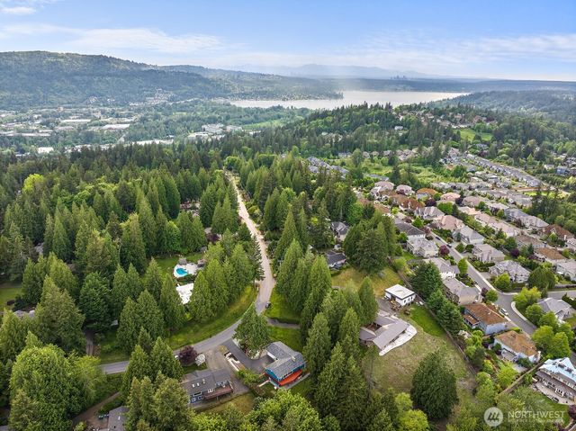 5300 235th Avenue SE, Issaquah, WA 98029
