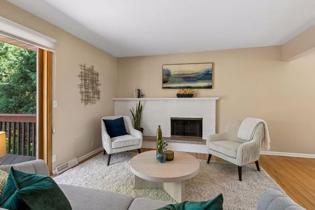 6617 Naomi Drive, Edina, MN 55439