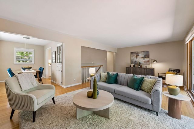 6617 Naomi Drive, Edina, MN 55439