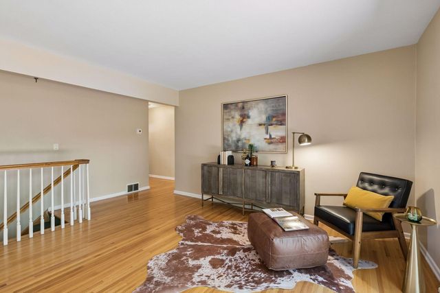 6617 Naomi Drive, Edina, MN 55439