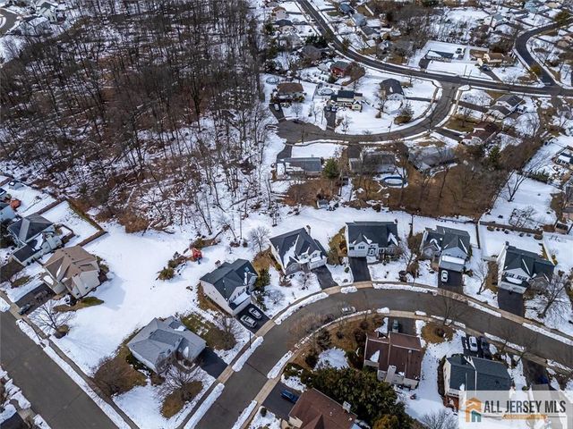 5 Labrador Drive, South Brunswick, NJ 08824