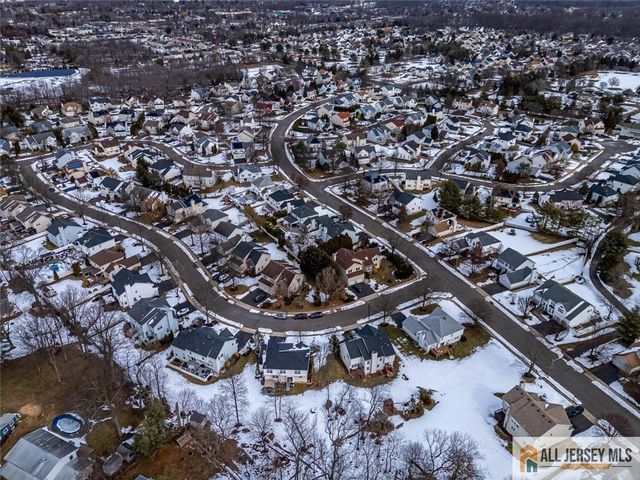 5 Labrador Drive, South Brunswick, NJ 08824