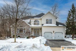 5 Labrador Drive, South Brunswick, NJ 08824