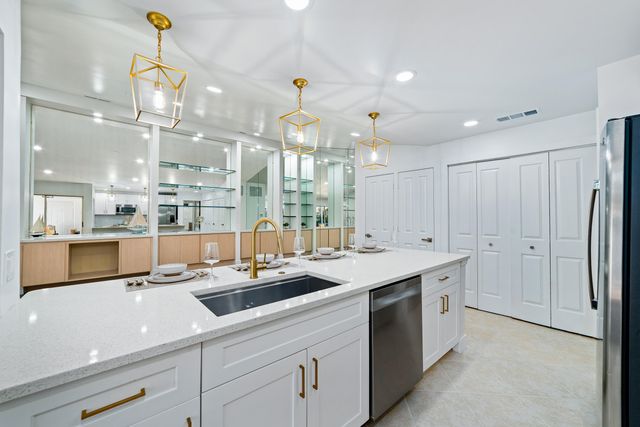 2301 PIN OAK Court, Palm Beach Gardens, FL 33410