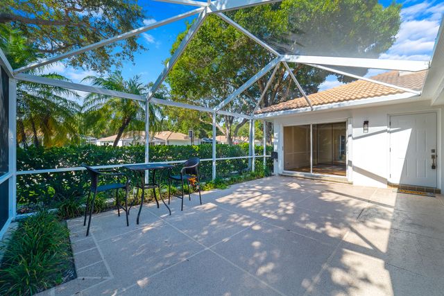 2301 PIN OAK Court, Palm Beach Gardens, FL 33410
