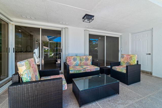 2301 PIN OAK Court, Palm Beach Gardens, FL 33410