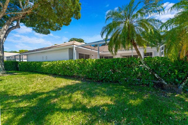 2301 PIN OAK Court, Palm Beach Gardens, FL 33410