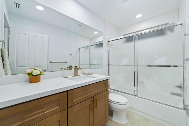 2301 PIN OAK Court, Palm Beach Gardens, FL 33410
