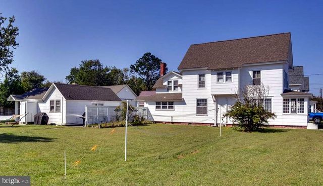 6346 CROPPER ST, Chincoteague Island, VA 23336