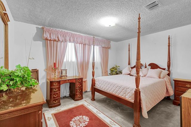 6907 Krause Drive, Houston, TX 77489