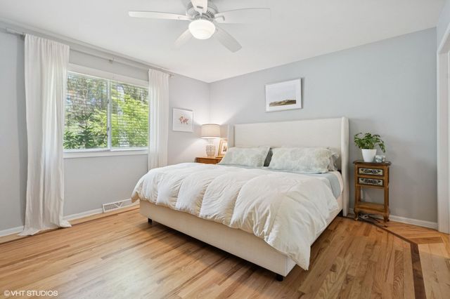 6490 E Chikaming, Sawyer, MI 49125