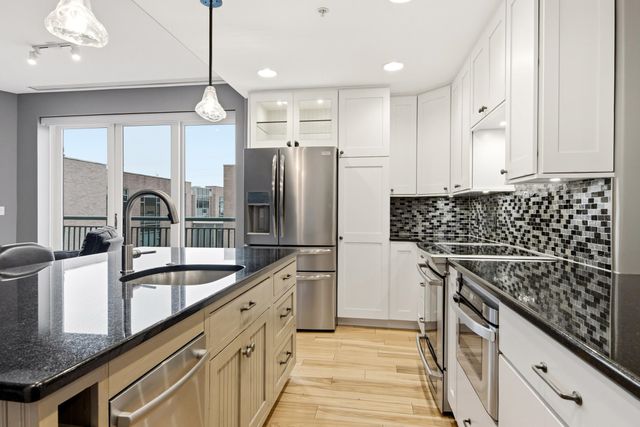 141 Rivers Edge Drive 307, Traverse City, MI 49684