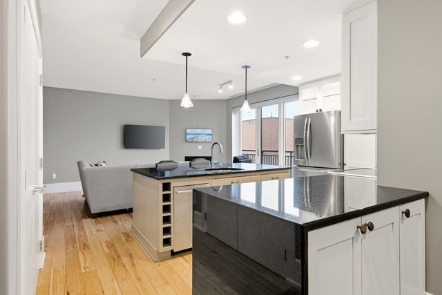 141 Rivers Edge Drive 307, Traverse City, MI 49684