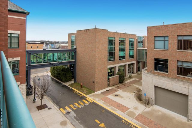 141 Rivers Edge Drive 307, Traverse City, MI 49684