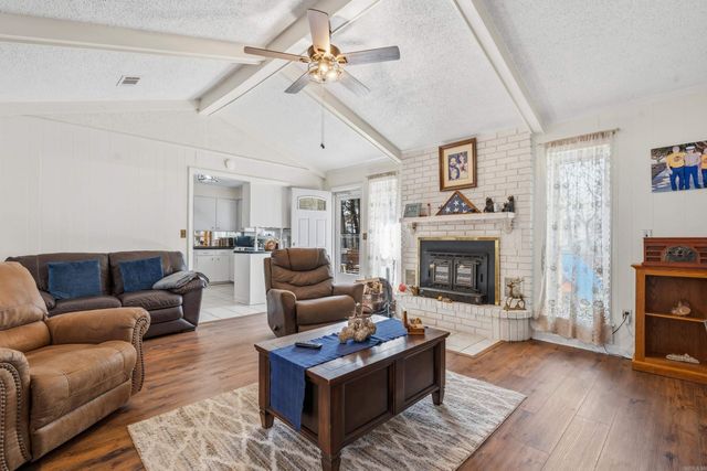 1215 Mary Drive, Glenwood, AR 71943