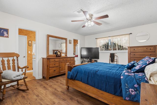 1215 Mary Drive, Glenwood, AR 71943