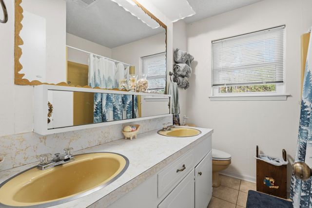 1215 Mary Drive, Glenwood, AR 71943