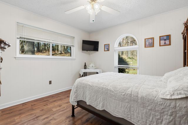 1215 Mary Drive, Glenwood, AR 71943